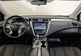 Подержанный автомобиль Nissan Murano Suv 2021 года (14 фото)