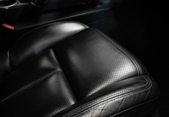 Подержанный автомобиль Porsche Cayenne 2011 года (29 фото)