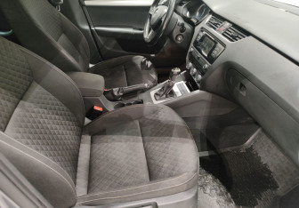 Подержанный автомобиль Skoda Octavia Wagon 2016 года (9 фото)