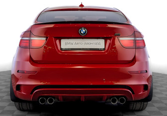 Подержанный автомобиль BMW X6 M 2011 года (5 фото)