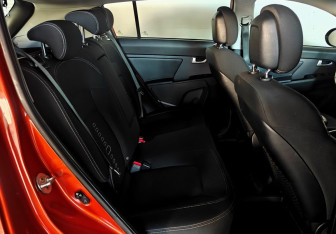 Подержанный автомобиль Kia Sportage 2013 года (9 фото)