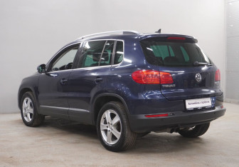 Подержанный автомобиль Volkswagen Tiguan 2012 года (7 фото)