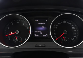 Подержанный автомобиль Volkswagen Tiguan 2020 года (11 фото)