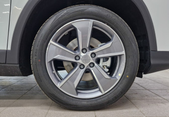 Новый Geely Okavango 2025 (7 фото)