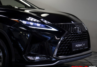 Подержанный автомобиль Lexus RX 2019 года (25 фото)