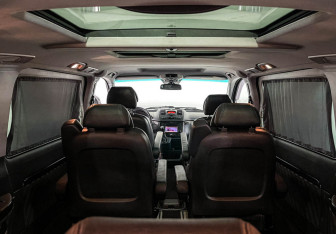 Подержанный автомобиль Mercedes-Benz Viano 2013 года (21 фото)