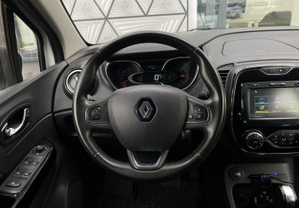 Подержанный автомобиль Renault Kaptur 2018 года (14 фото)
