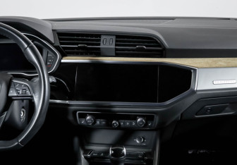 Подержанный автомобиль Audi Q3 Sportback 2020 года (13 фото)