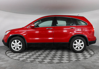 Подержанный автомобиль Honda CR-V 2008 года (8 фото)