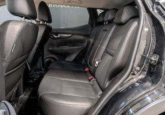 Подержанный автомобиль Nissan Qashqai 2021 года (18 фото)