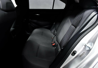 Подержанный автомобиль Toyota Corolla Sedan 2021 года (13 фото)