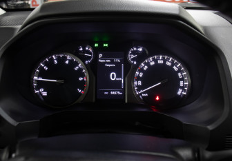 Подержанный автомобиль Toyota Land Cruiser Prado 2021 года (13 фото)