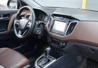 Подержанный автомобиль Hyundai Creta 2021 года (10 фото)