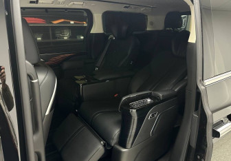 Подержанный автомобиль Wey 80 2025 года (15 фото)