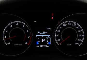 Подержанный автомобиль Mitsubishi ASX 2012 года (11 фото)