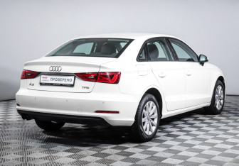 Подержанный автомобиль Audi A3 Sedan 2014 года (5 фото)