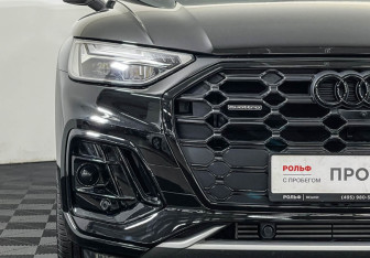 Подержанный автомобиль Audi Q5 2025 года (23 фото)