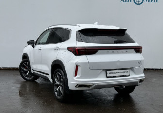 Подержанный автомобиль Exeed LX 2023 года (7 фото)