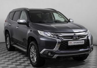 Подержанный автомобиль Mitsubishi Pajero Sport 2019 года (3 фото)