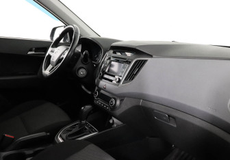 Подержанный автомобиль Hyundai Creta 2017 года (7 фото)