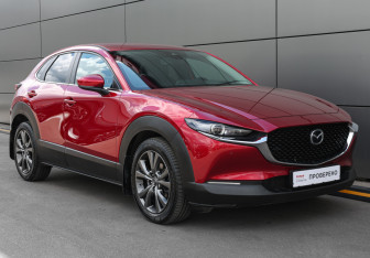 Подержанный автомобиль Mazda CX-30 2021 года (3 фото)