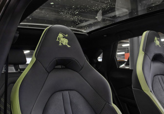 Подержанный автомобиль Evolute i-SKY 2023 года (10 фото)