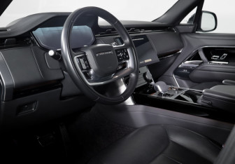 Подержанный автомобиль Land Rover Range Rover 2023 года (14 фото)