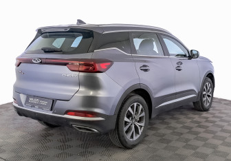 Подержанный автомобиль Chery Tiggo 7 Pro 2022 года (5 фото)