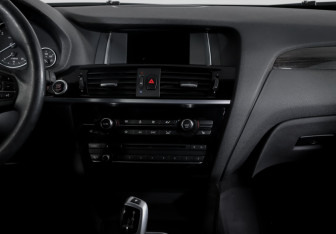 Подержанный автомобиль BMW X3 2014 года (13 фото)