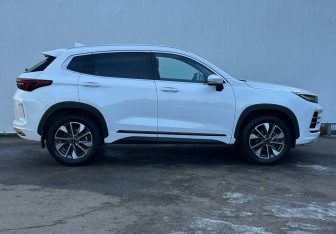 Подержанный автомобиль Exeed LX 2023 года (4 фото)