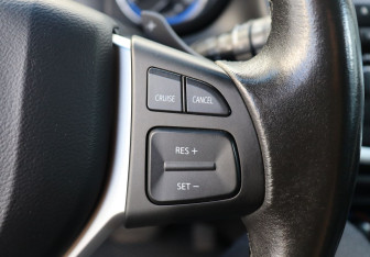 Подержанный автомобиль Suzuki SX4 Hatchback 2014 года (15 фото)