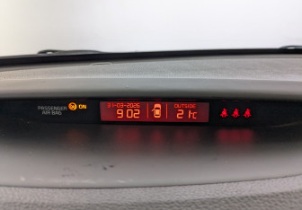 Подержанный автомобиль Kia Ceed Hatchback 2014 года (25 фото)