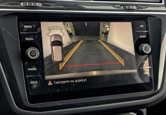 Подержанный автомобиль Volkswagen Tiguan 2020 года (26 фото)