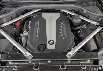 Подержанный автомобиль BMW X7 2020 года (9 фото)