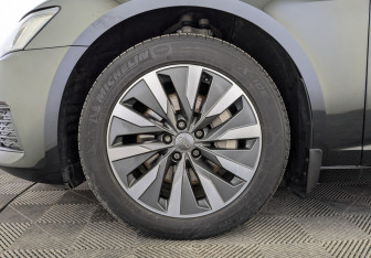 Подержанный автомобиль Audi A6 Sedan 2019 года (12 фото)