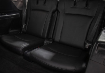 Подержанный автомобиль Toyota Highlander 2011 года (12 фото)