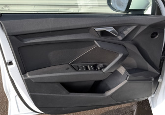 Подержанный автомобиль Audi A3 Sedan 2021 года (18 фото)