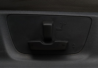 Подержанный автомобиль Chevrolet TrailBlazer 2013 года (13 фото)