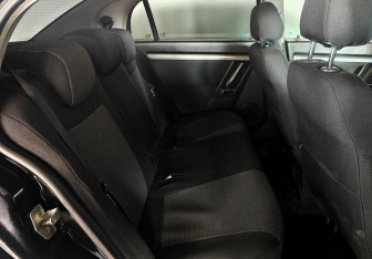 Подержанный автомобиль Opel Vectra Sedan 2006 года (10 фото)