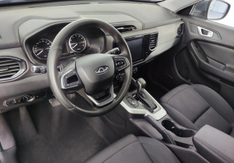 Подержанный автомобиль Chery Tiggo 4 2019 года (10 фото)