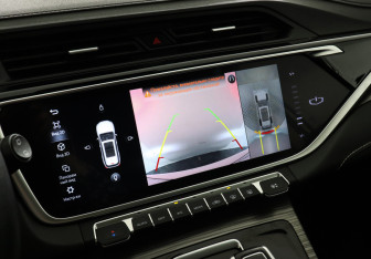Подержанный автомобиль Geely Atlas Pro 2021 года (13 фото)