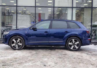 Подержанный автомобиль Audi Q7 2019 года (5 фото)
