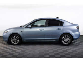 Подержанный автомобиль Mazda 3 Sedan 2006 года (8 фото)