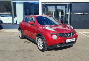 Подержанный автомобиль Nissan Juke 2011 года (3 фото)