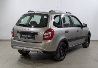 Подержанный автомобиль LADA (ВАЗ) Granta Wagon 2021 года (12 фото)