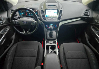Подержанный автомобиль Ford Kuga 2019 года (9 фото)