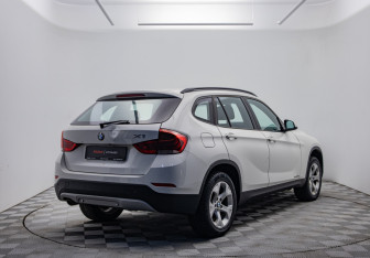 Подержанный автомобиль BMW X1 2013 года (5 фото)