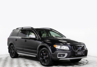 Подержанный автомобиль Volvo XC70 2013 года (2 фото)