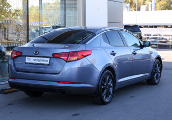 Подержанный автомобиль Kia Optima Sedan 2012 года (5 фото)