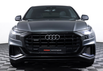 Подержанный автомобиль Audi Q8 2019 года (2 фото)